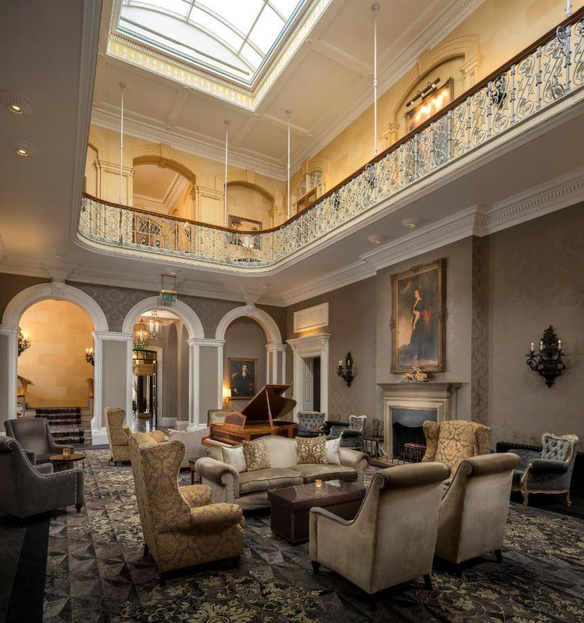 Oulton Hall Hotel, Spa & Golf Resort Лідс Екстер'єр фото
