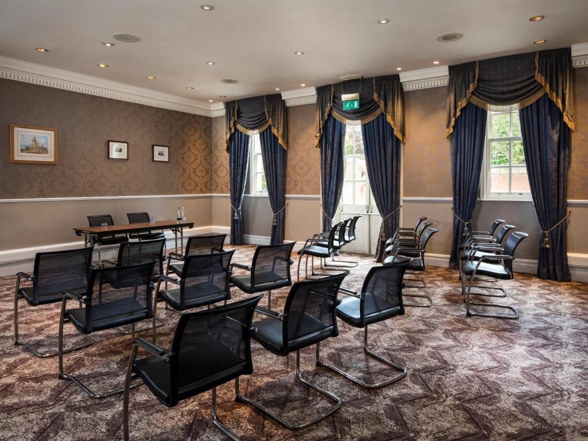 Oulton Hall Hotel, Spa & Golf Resort Лідс Екстер'єр фото