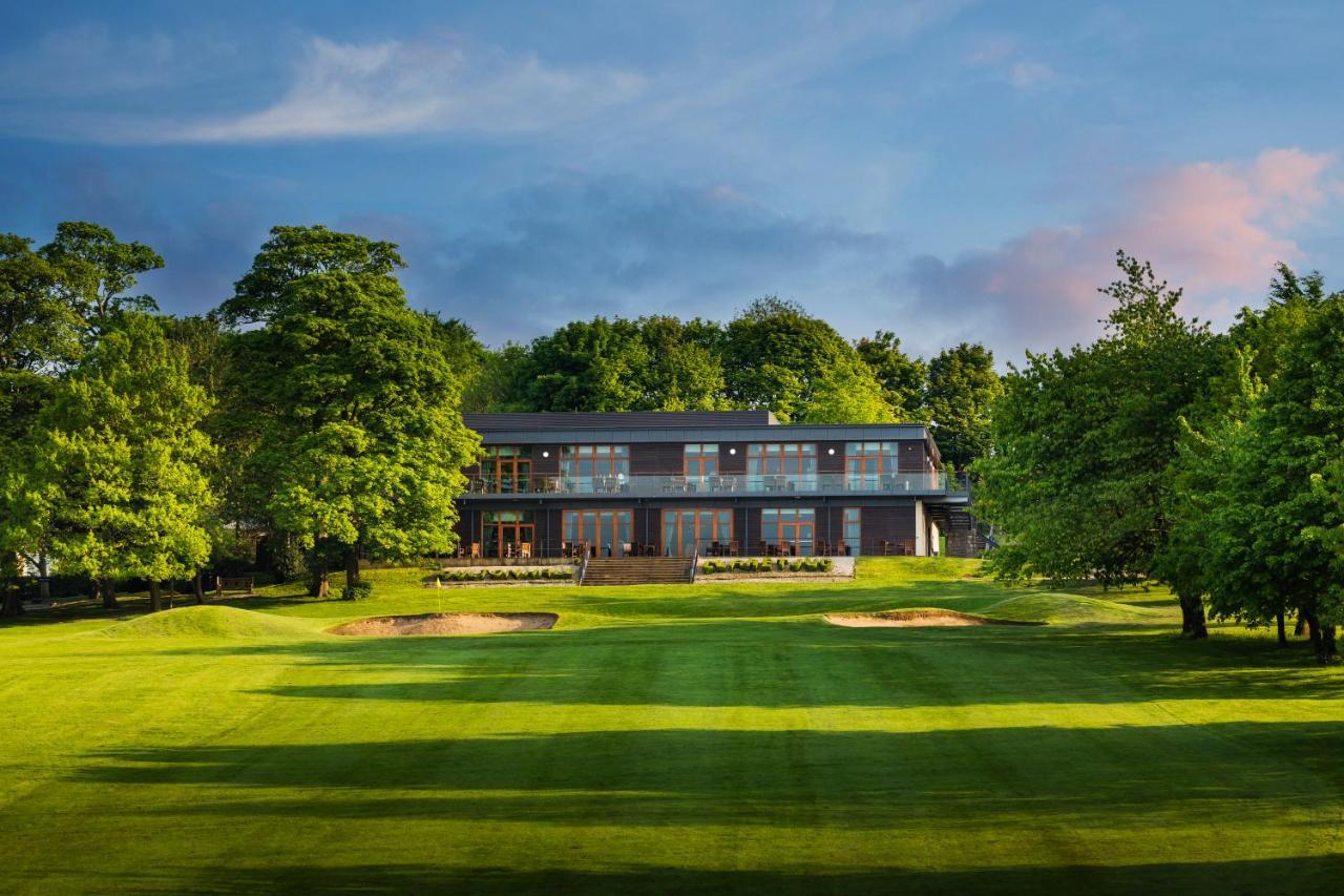 Oulton Hall Hotel, Spa & Golf Resort Лідс Екстер'єр фото