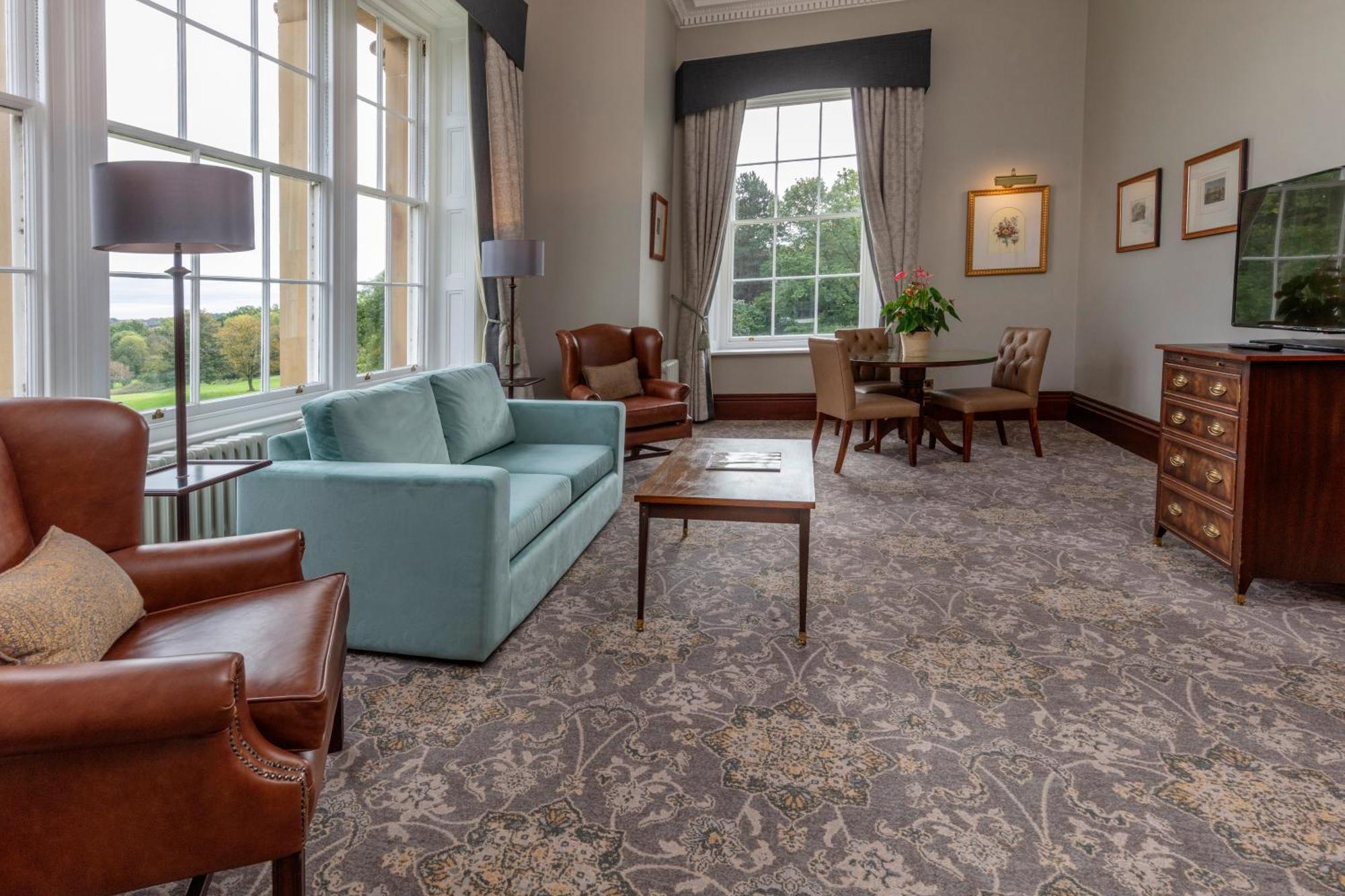 Oulton Hall Hotel, Spa & Golf Resort Лідс Екстер'єр фото